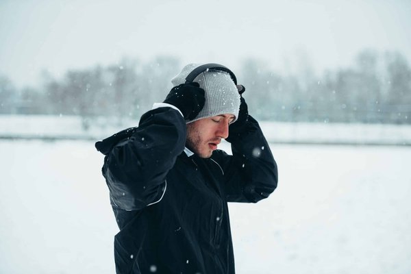 Comment créer une playlist musicale pour accompagner vos séances de travail à domicile ?