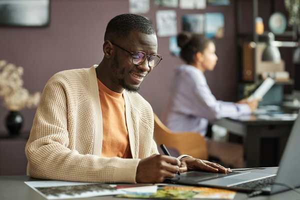 Comment fonctionne une société de portage salarial : guide pratique